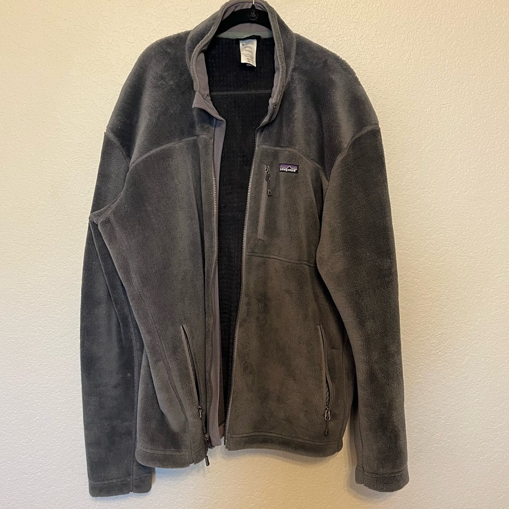 Patagonia R Fleece full zippered jacket in dark gray size men's XXL EUC
